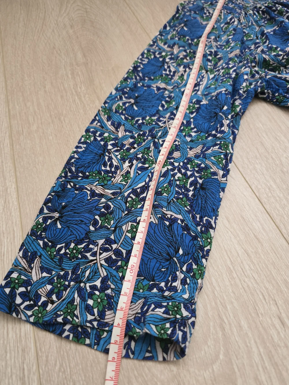 Liz Claiborne Blue Floral Peasant Top Size S Rayon - Picture 9 of 9